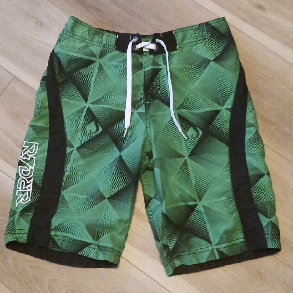 Riders by Lee Green Athletic Shorts with Geometric Design